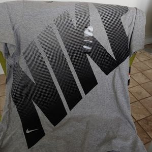 Nike t shirt